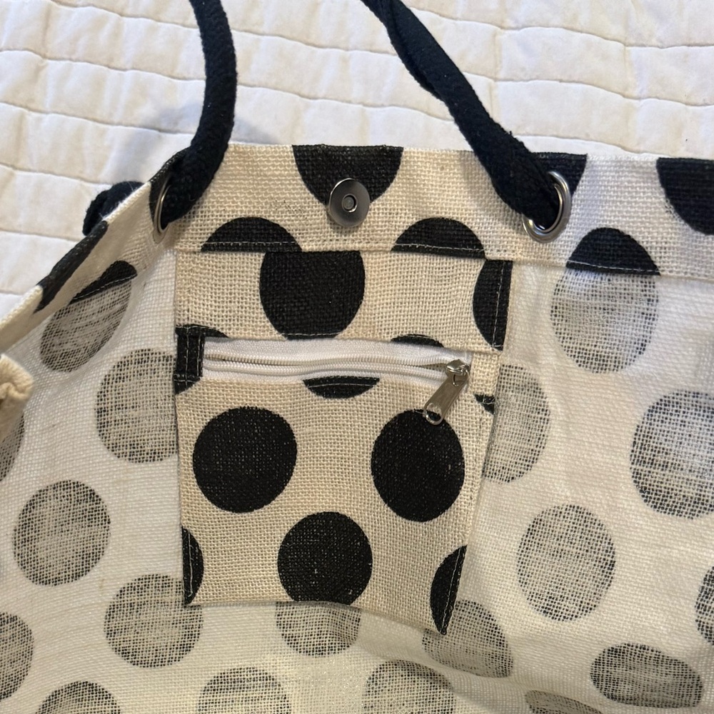 Large “R” Polka Dot Tote - Picture 2 of 4